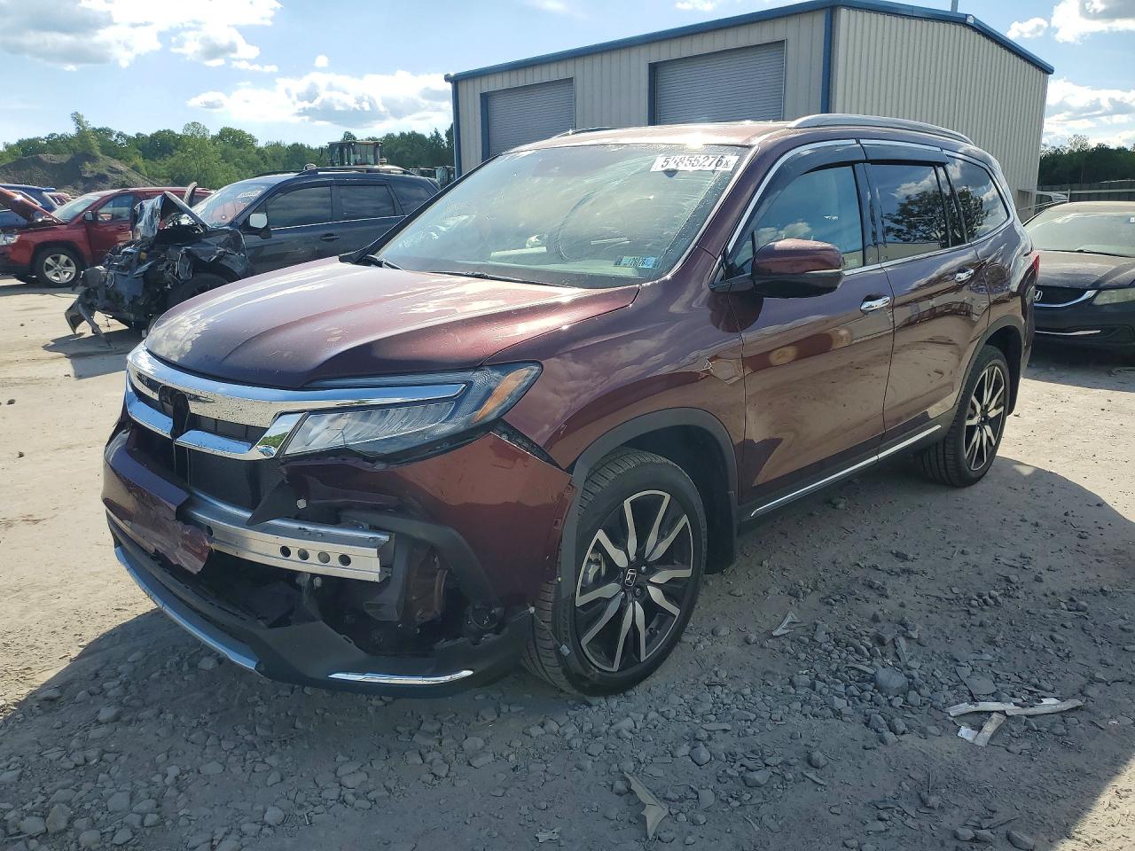 Salvage Honda Pilot Image