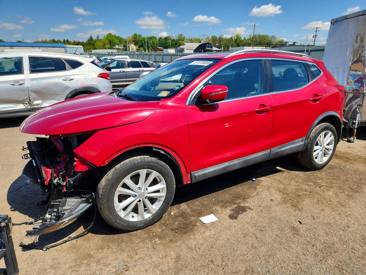 Salvage Nissan Rogue Image