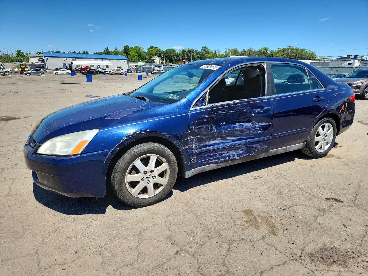 Salvage Honda Accord Image