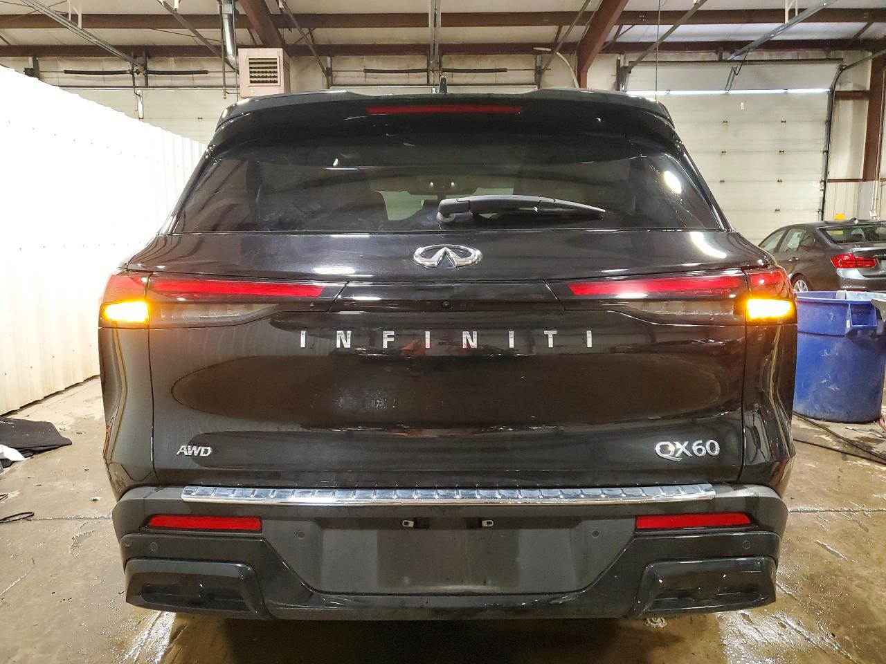 INFINITI Qx Luxe