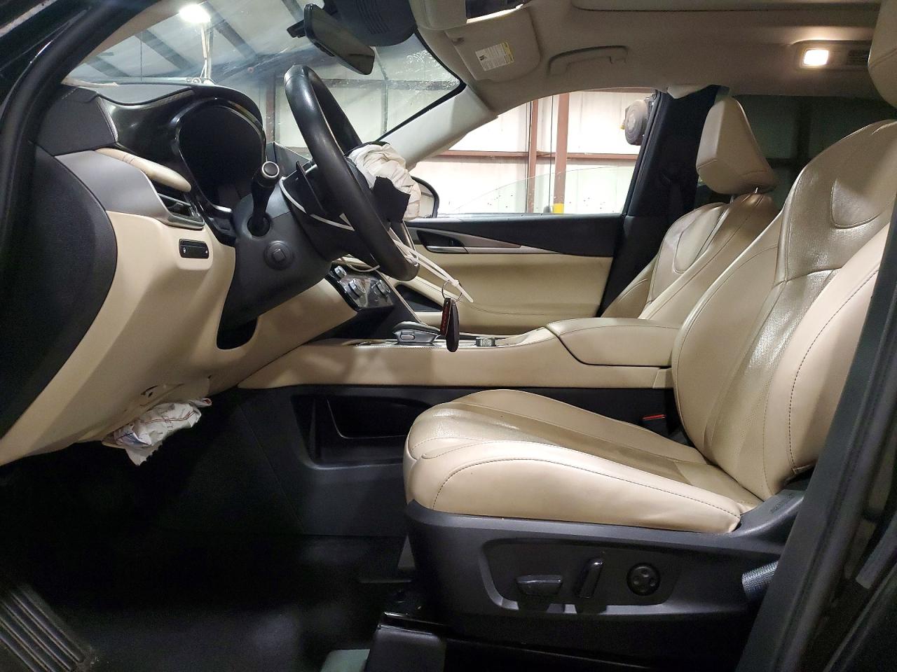 INFINITI Qx Luxe
