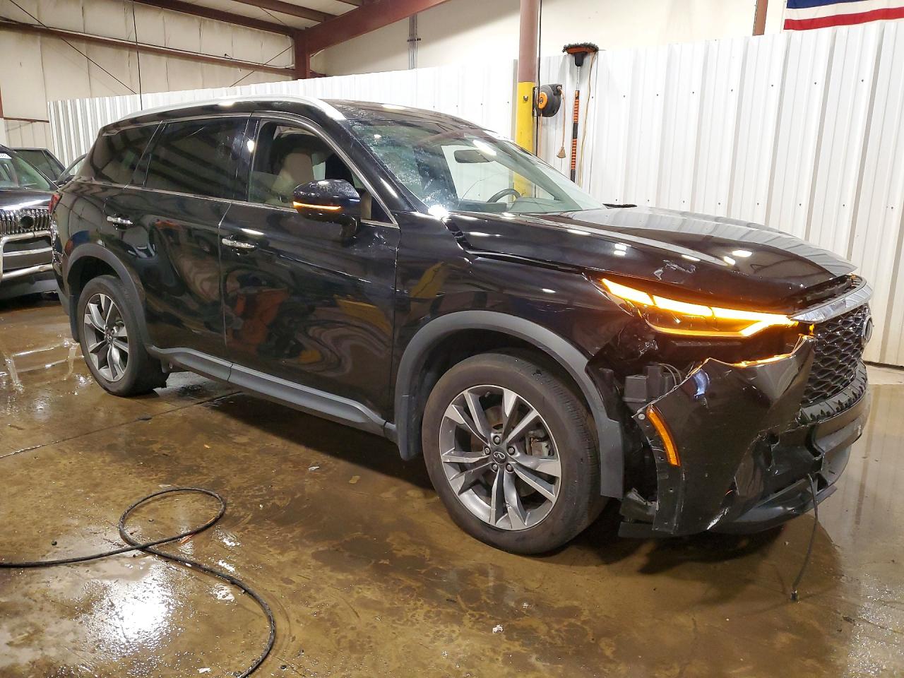 INFINITI Qx Luxe