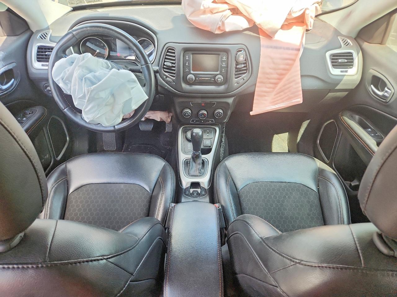 Jeep Compass Latitude
