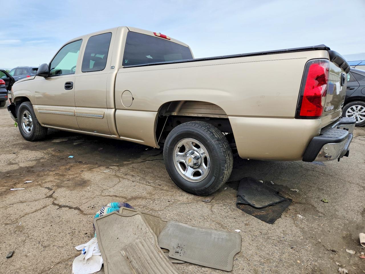 Chevrolet Silverado C1500