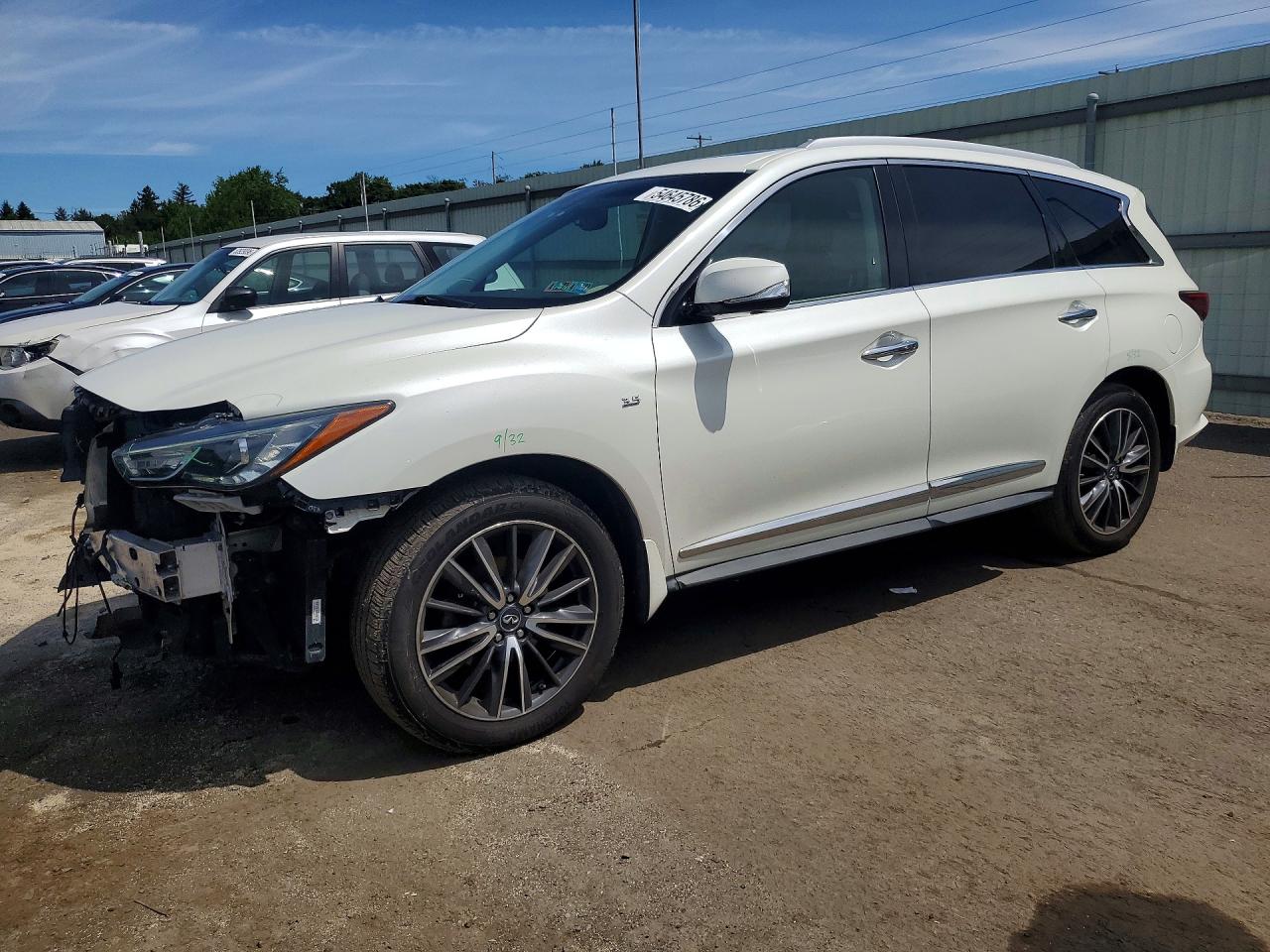 Salvage INFINITI Qx Image