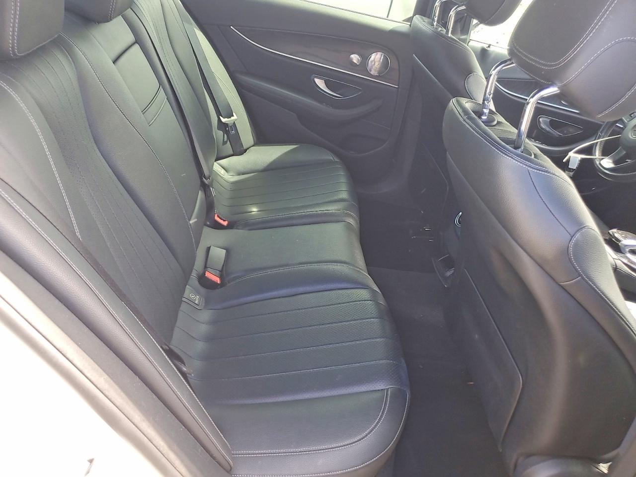 Mercedes-Benz E-Class 300 4matic