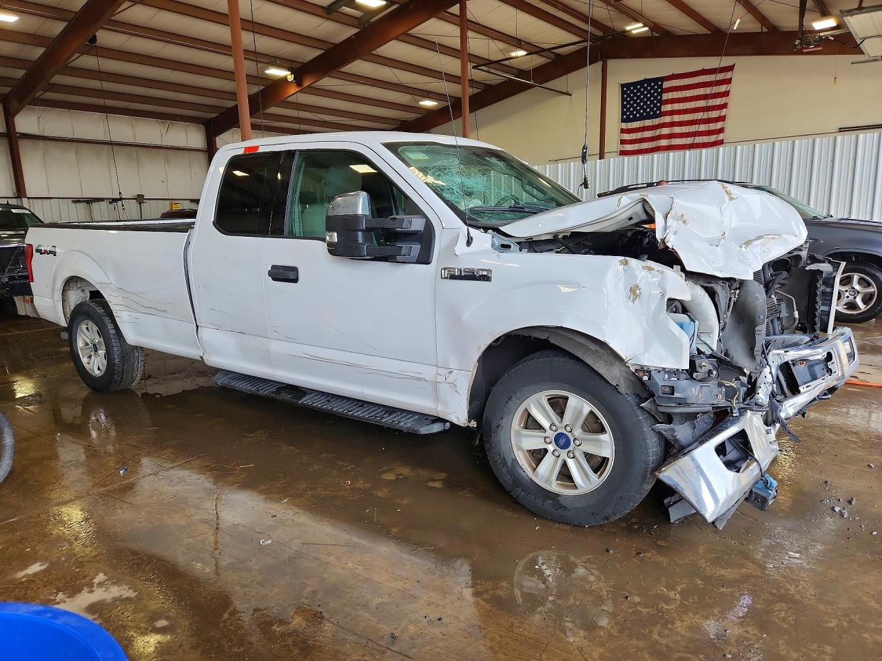 Ford F-150 Super Cab