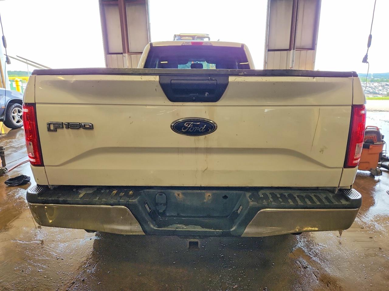 Ford F-150 Super Cab
