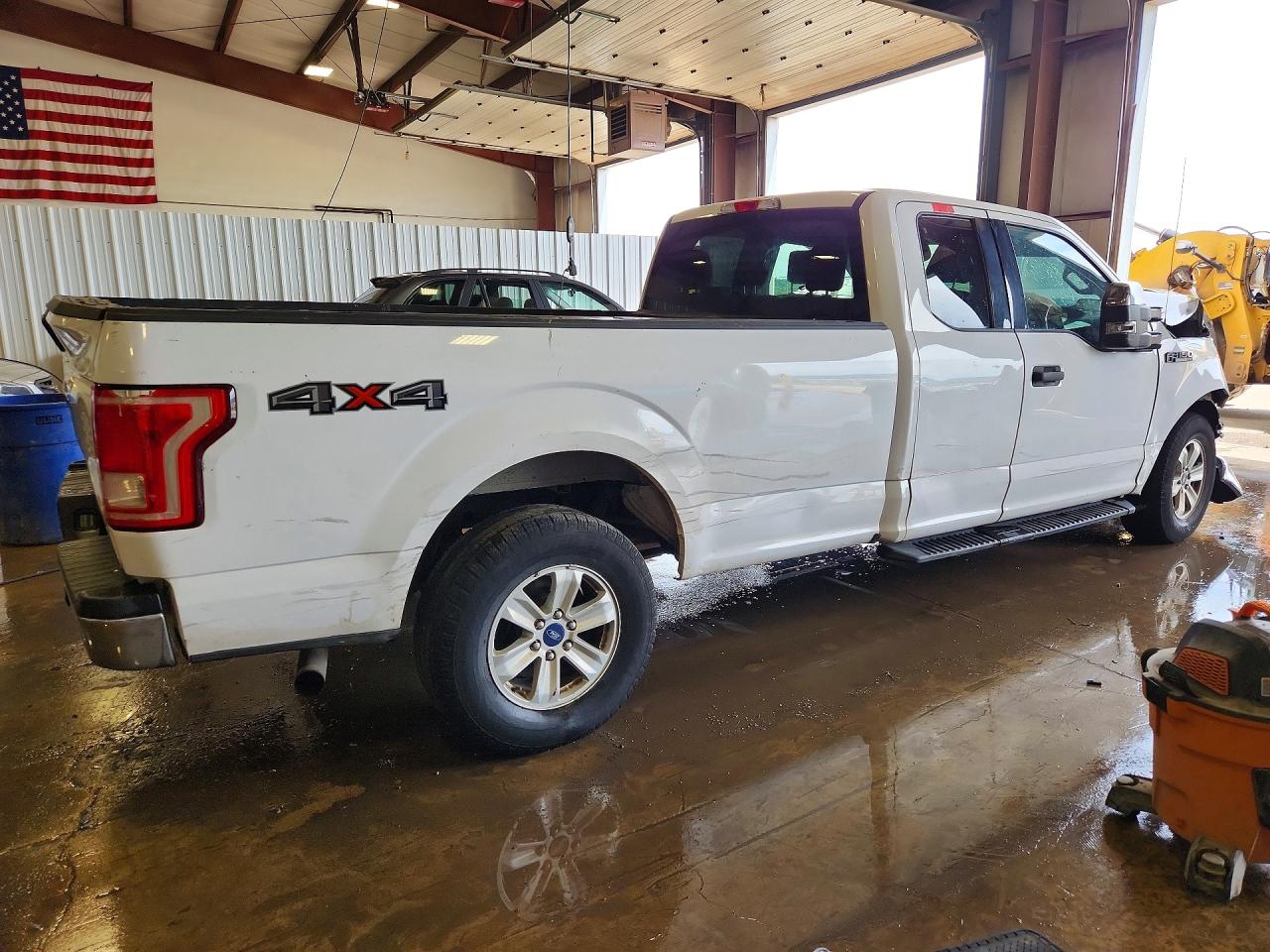 Ford F-150 Super Cab