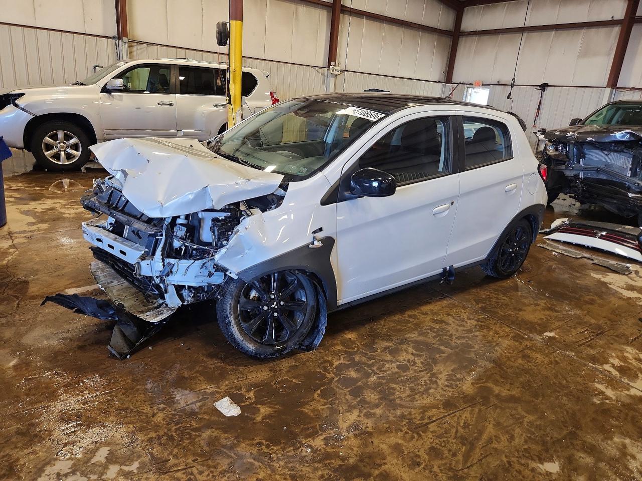 Salvage Mitsubishi Mirage Image
