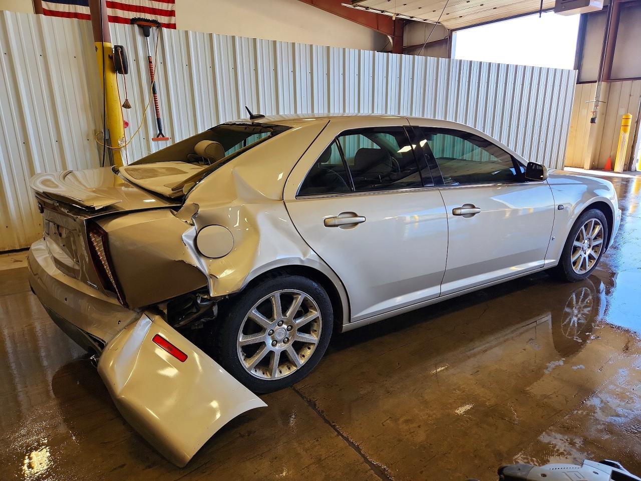 Cadillac STS