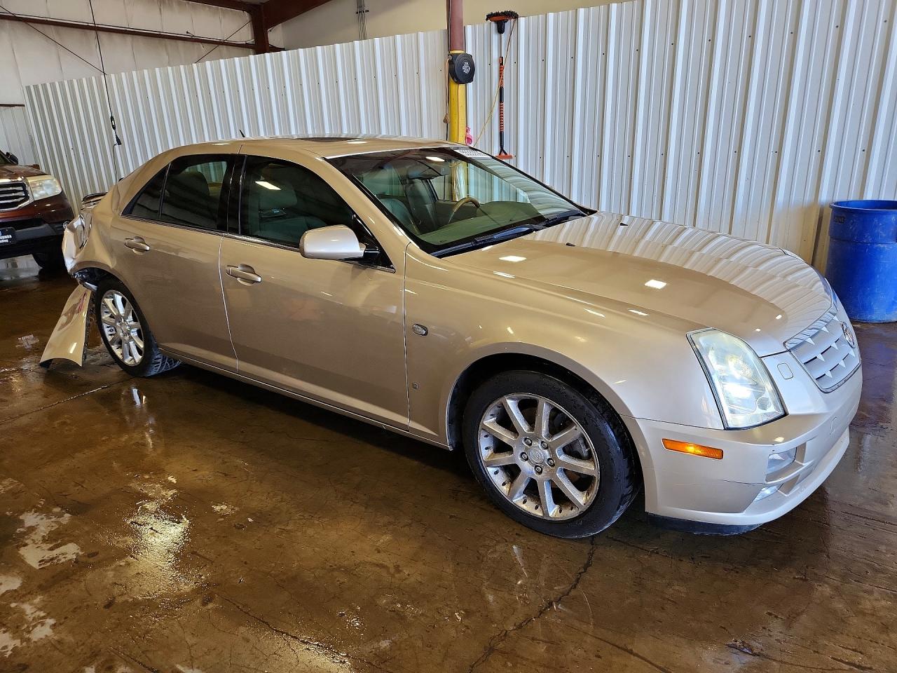Cadillac STS