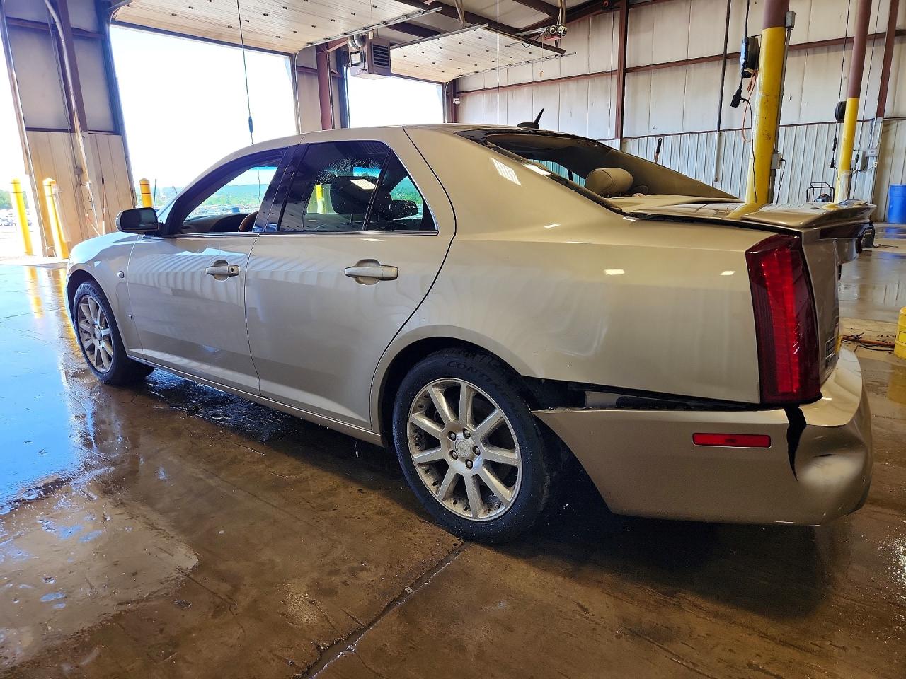 Cadillac STS