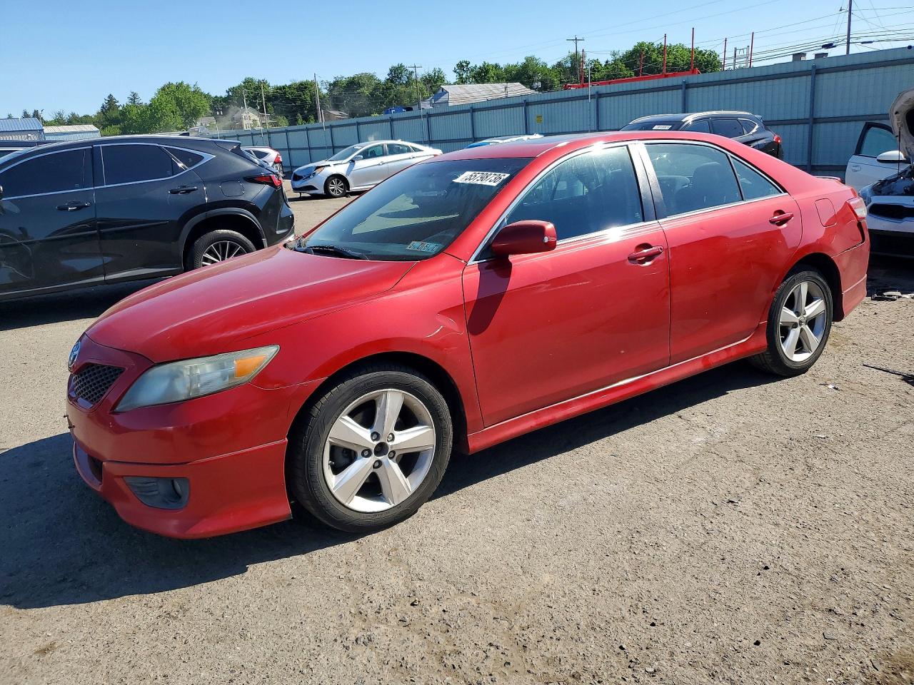Salvage Toyota Camry Image