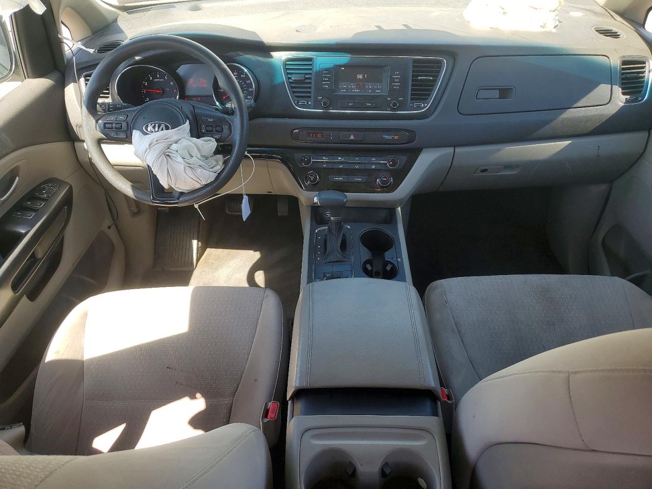 Kia Sedona L