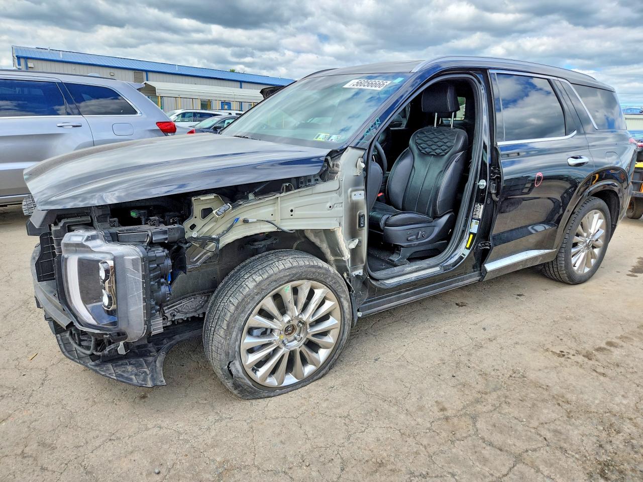 Salvage Hyundai PALISADE Image