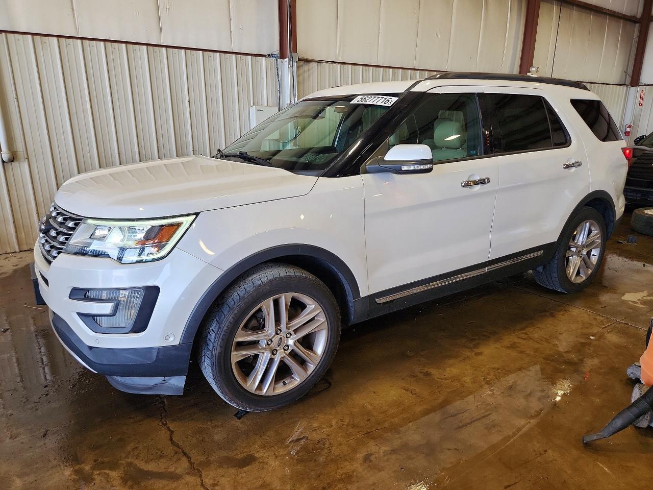 Salvage Ford Explorer Image