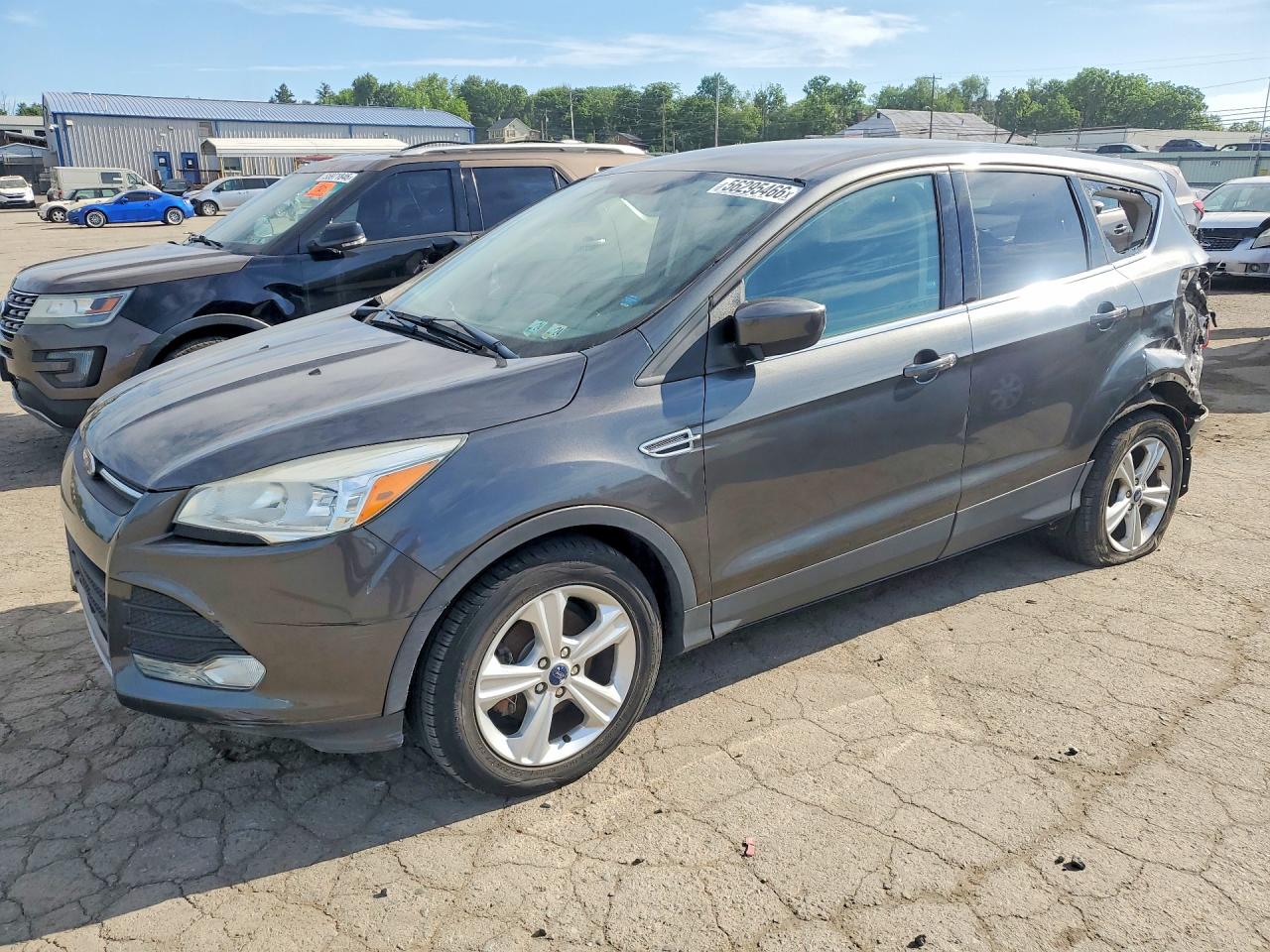 Salvage Ford Escape Image