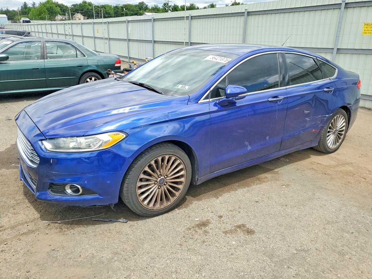 Salvage Ford Fusion Image