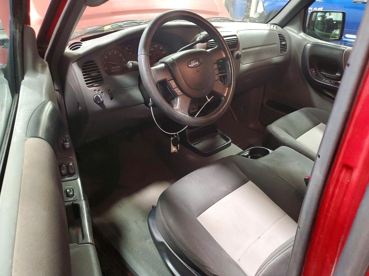 Ford Ranger Super Cab