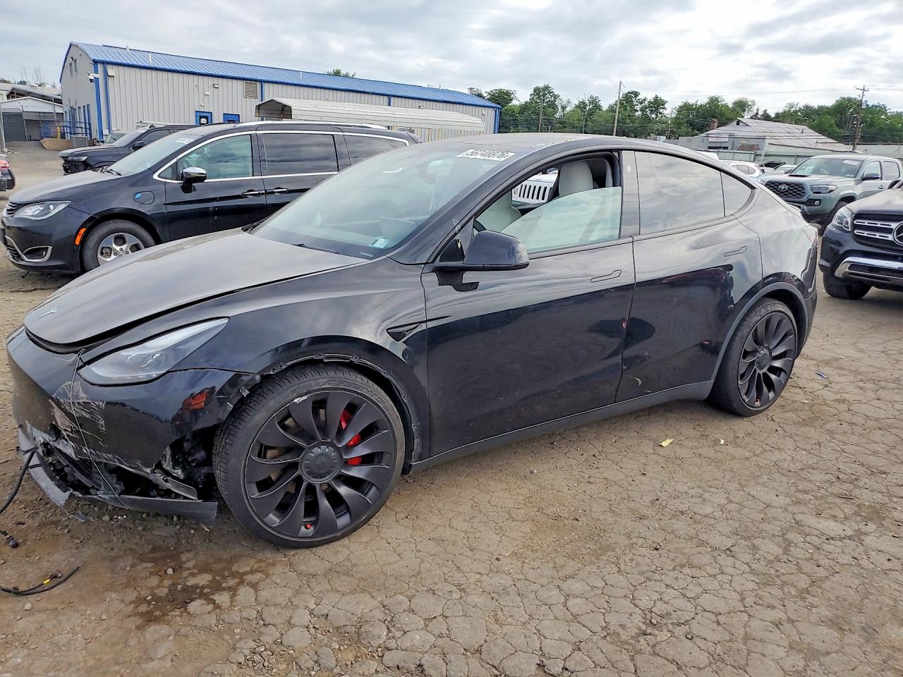 Salvage Tesla Model Y Image