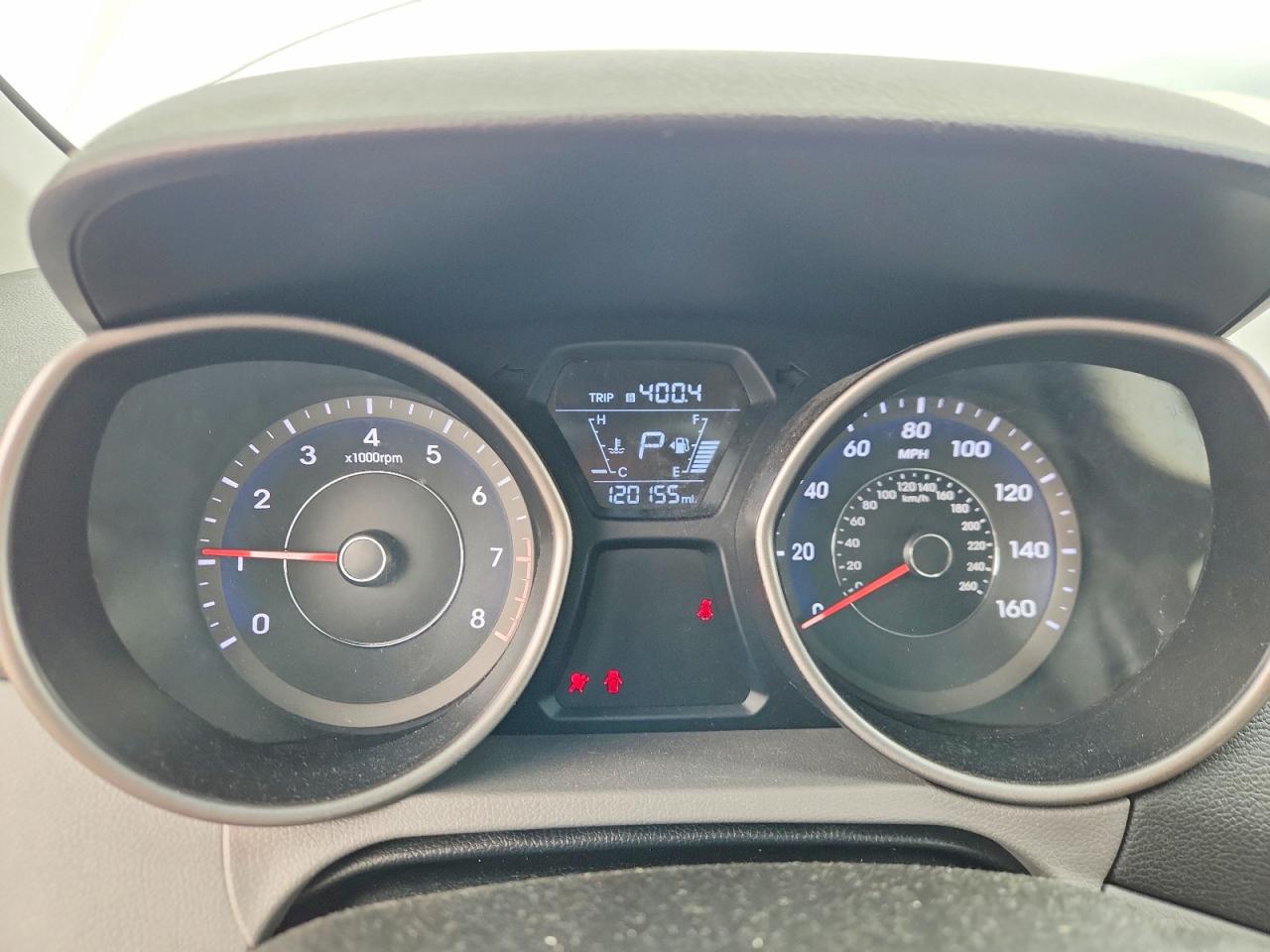 Hyundai ELANTRA Se