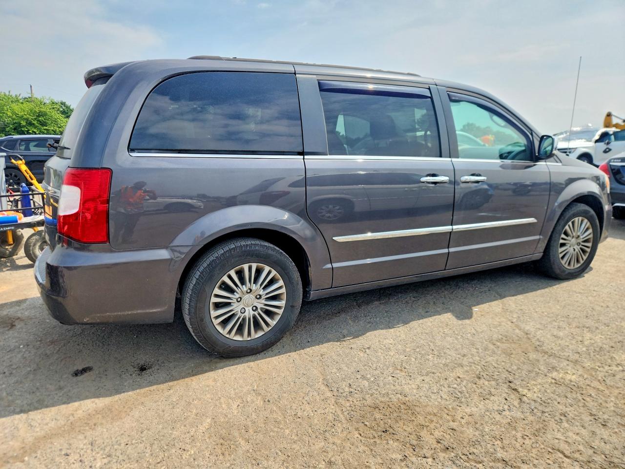 Chrysler Minivan Touring L
