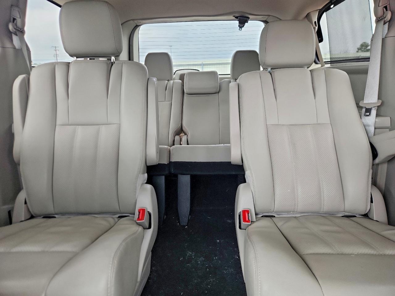 Chrysler Minivan Touring L