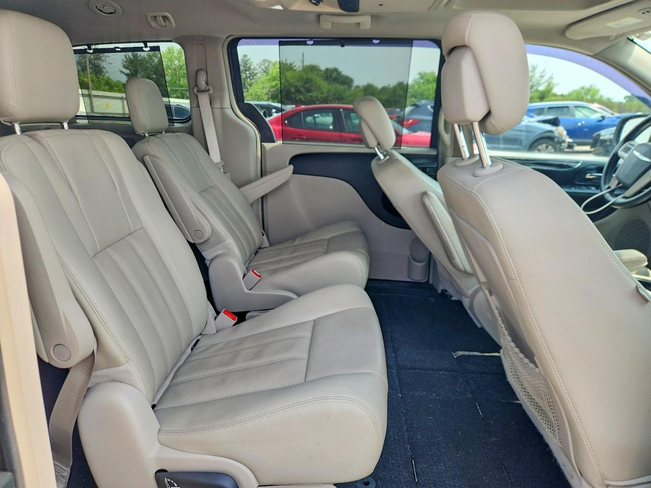 Chrysler Minivan Touring L