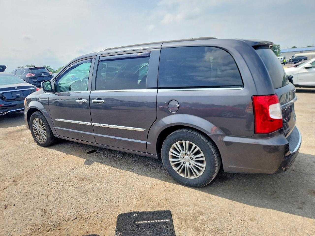 Chrysler Minivan Touring L