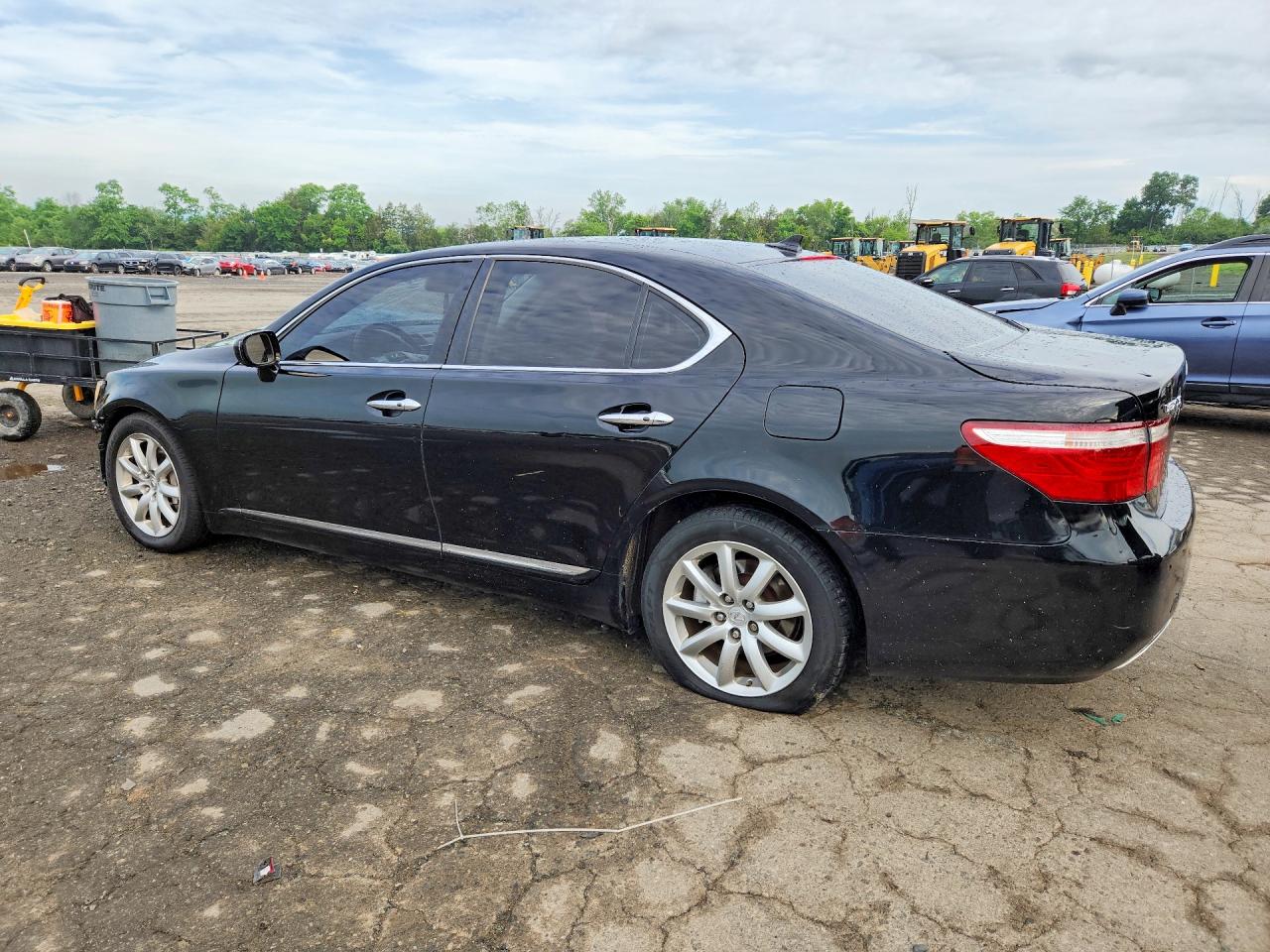 Lexus LS 460