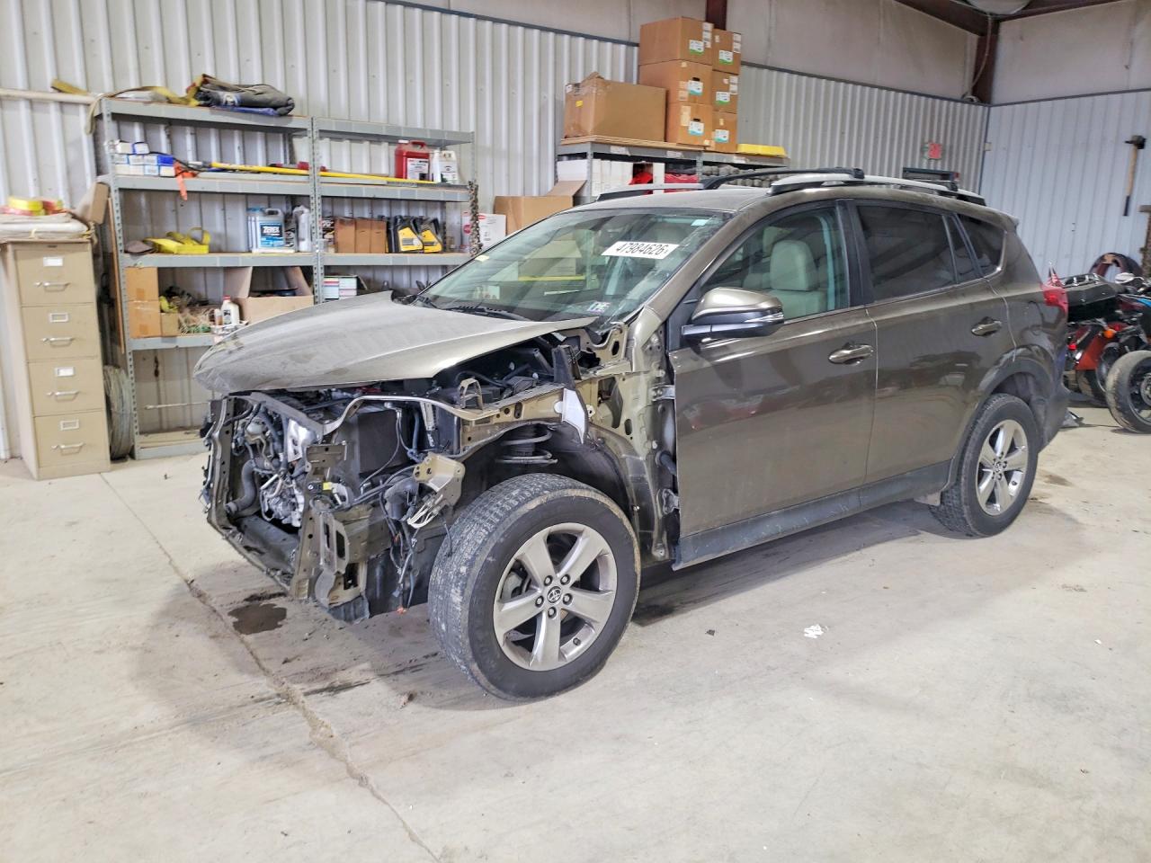 Salvage Toyota RAV4 Image