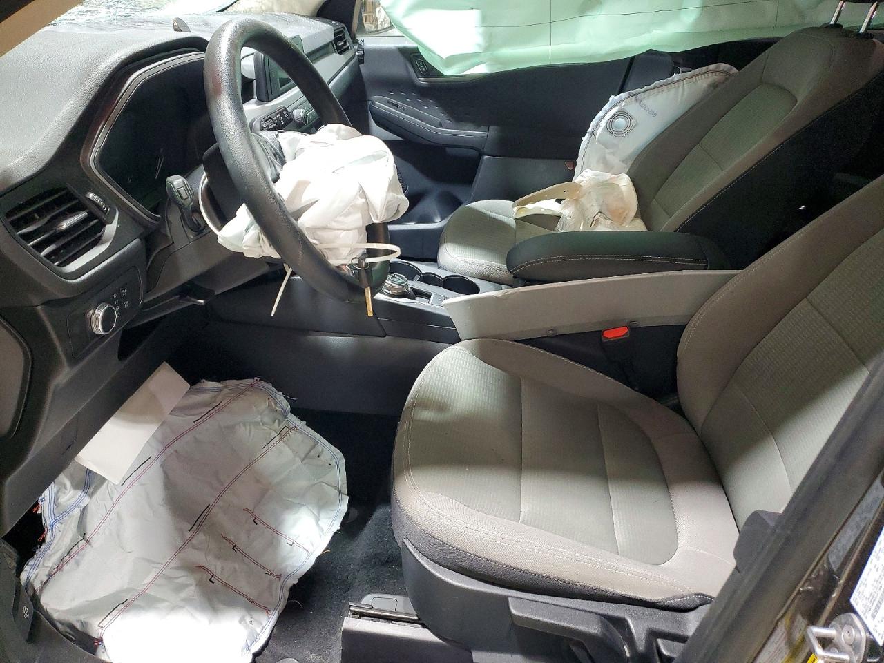 Ford Escape S