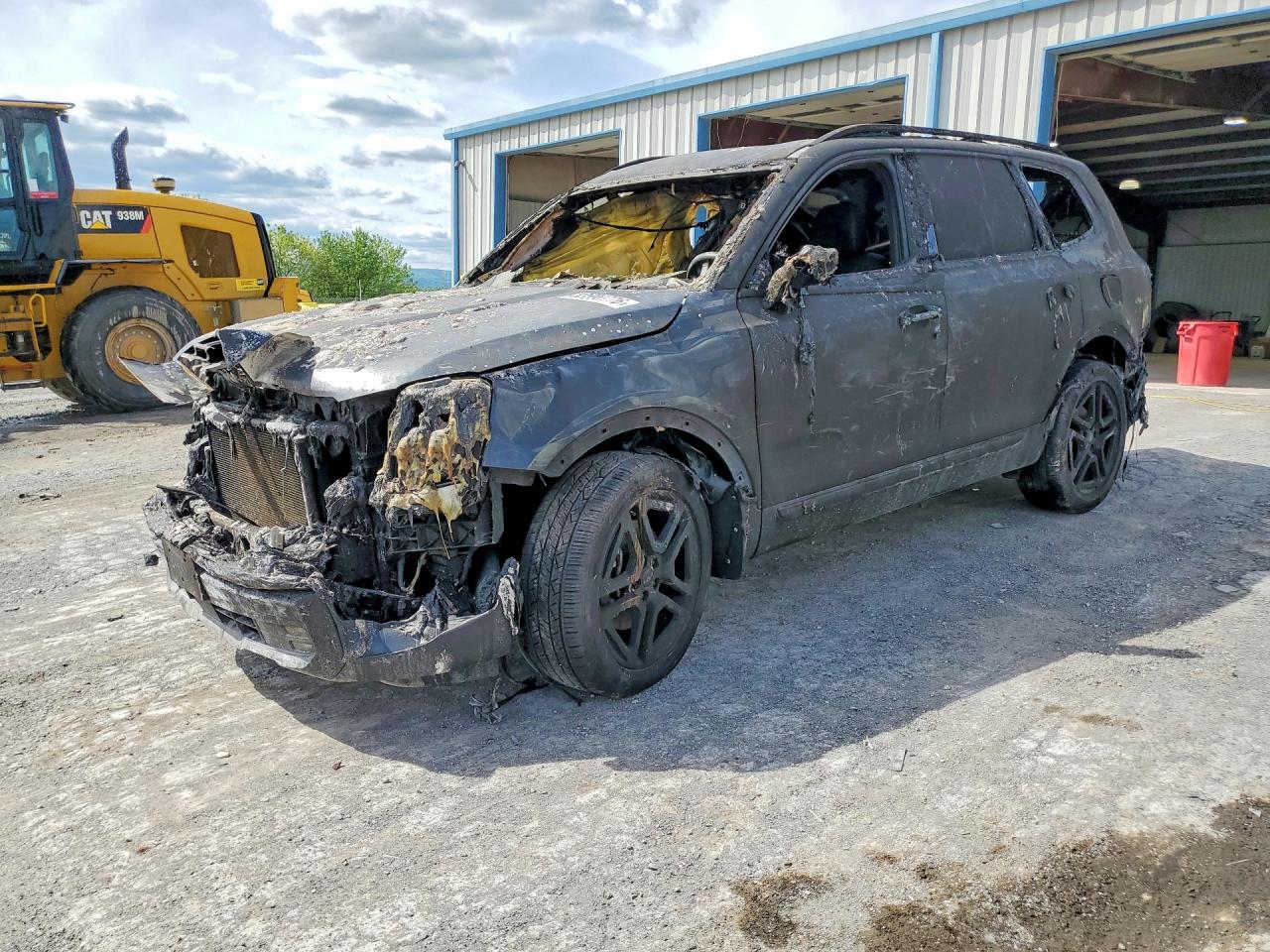 Salvage Kia Telluride Image