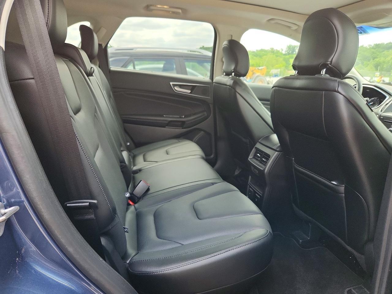 Ford Edge Titanium