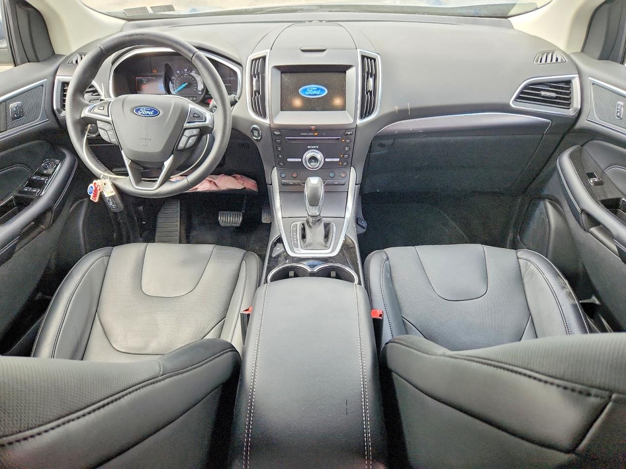 Ford Edge Titanium