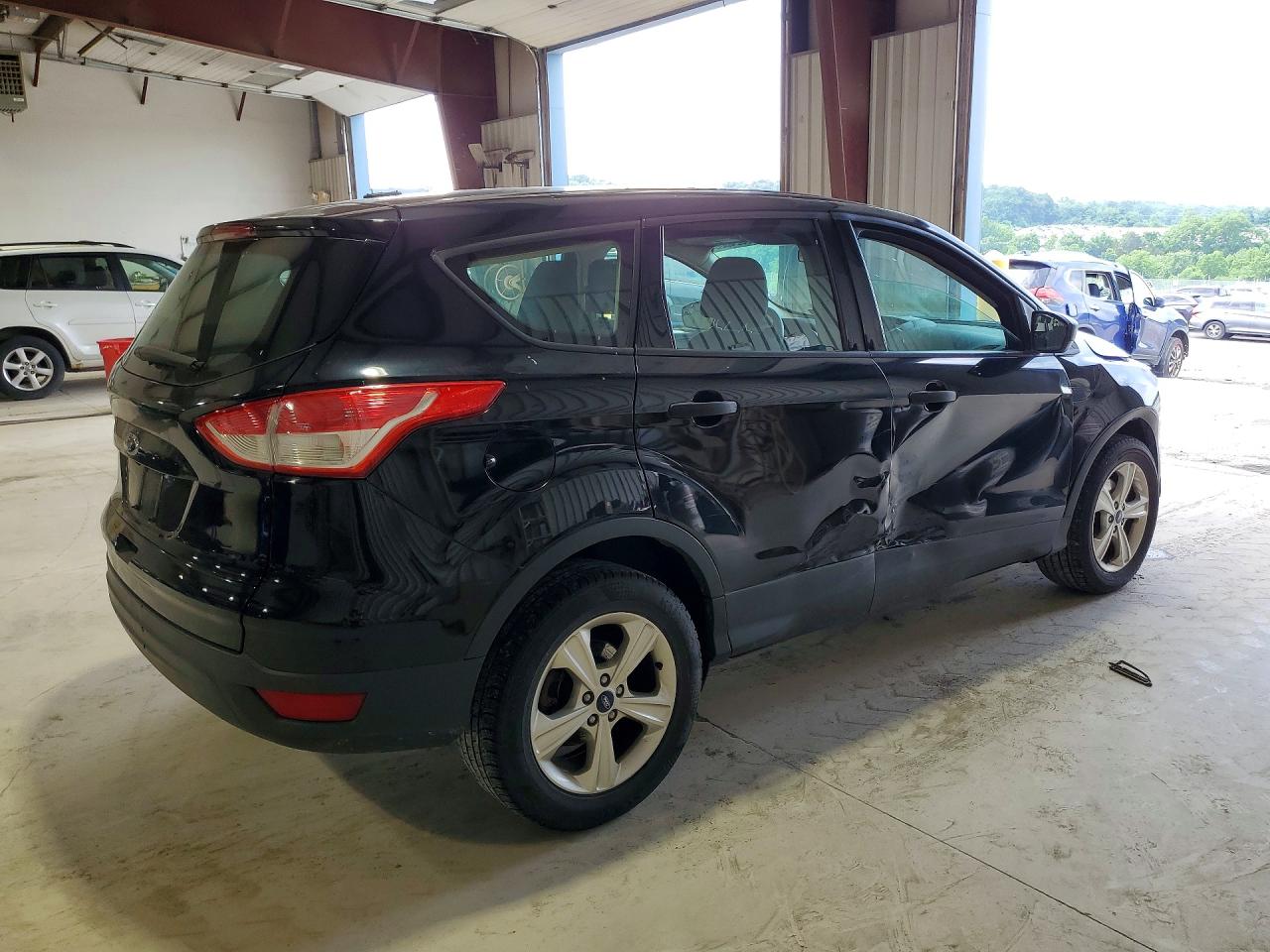 Ford Escape S