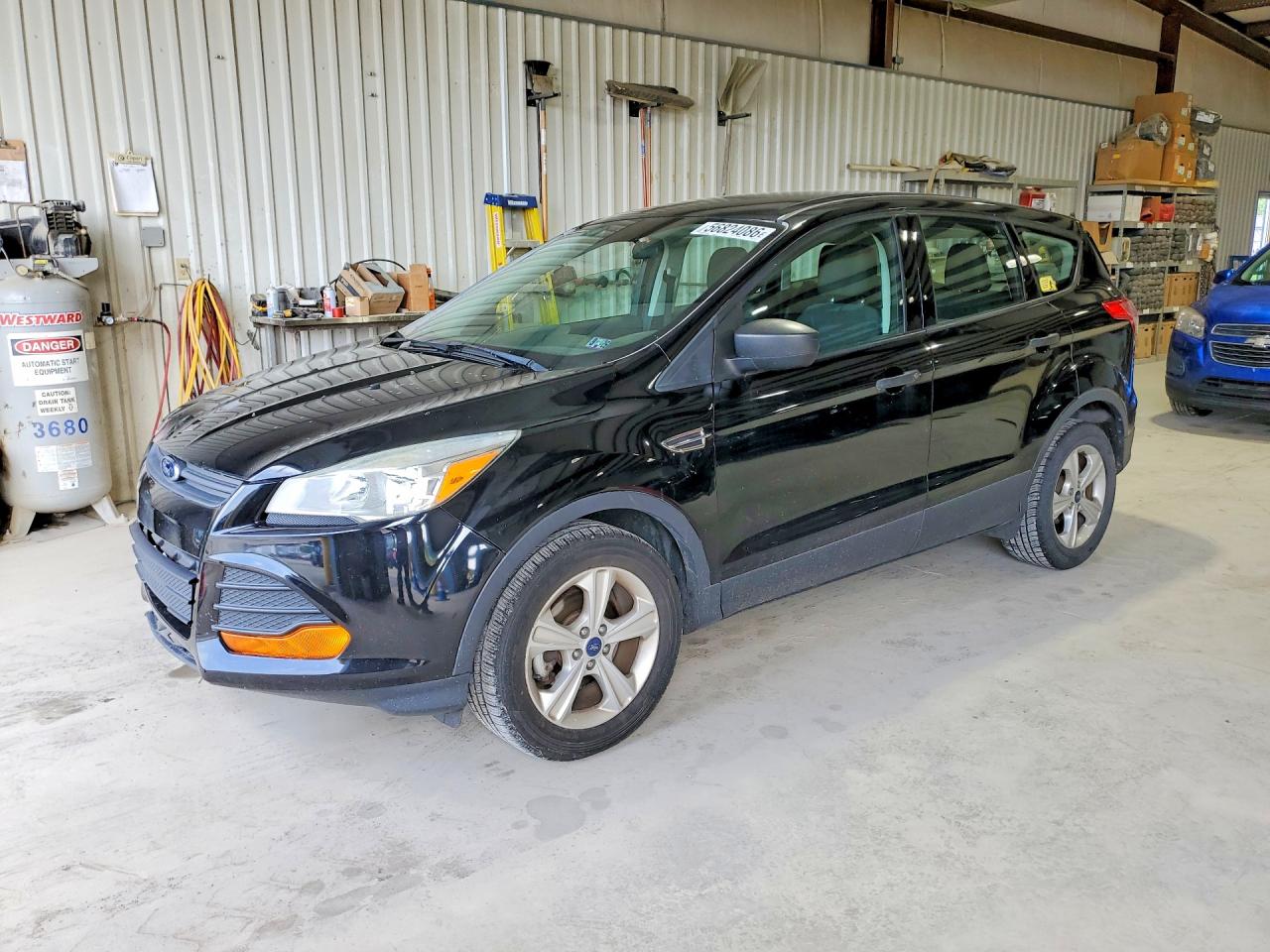 Salvage Ford Escape Image