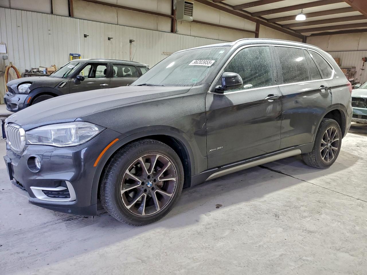 Salvage BMW X Series Image