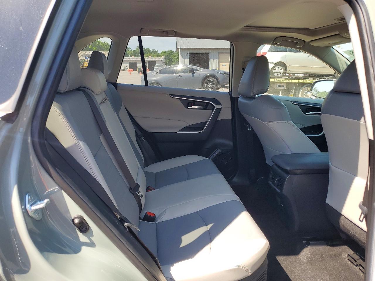 Toyota RAV4 Xle Premium