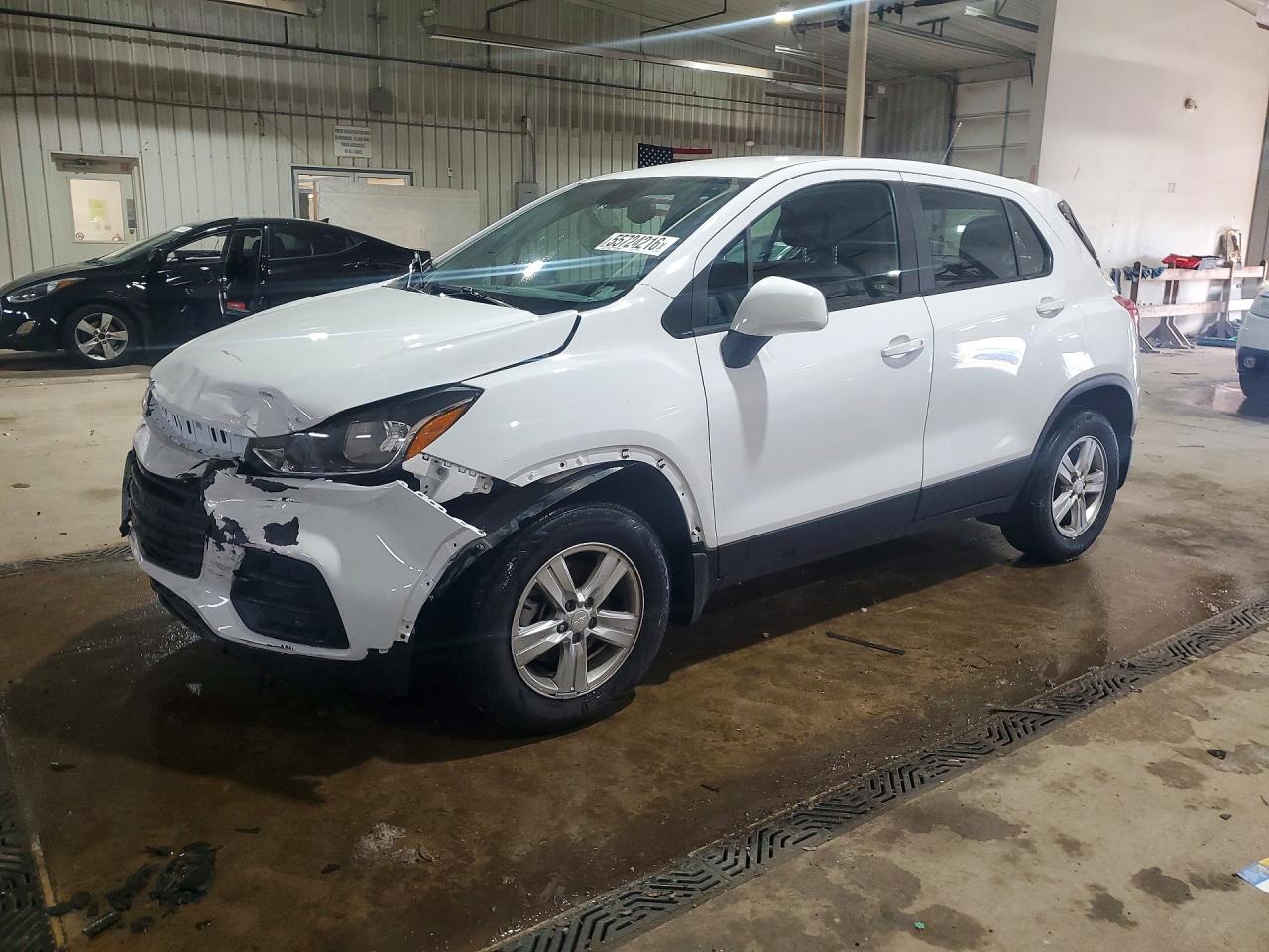 Salvage Chevrolet Trax Image