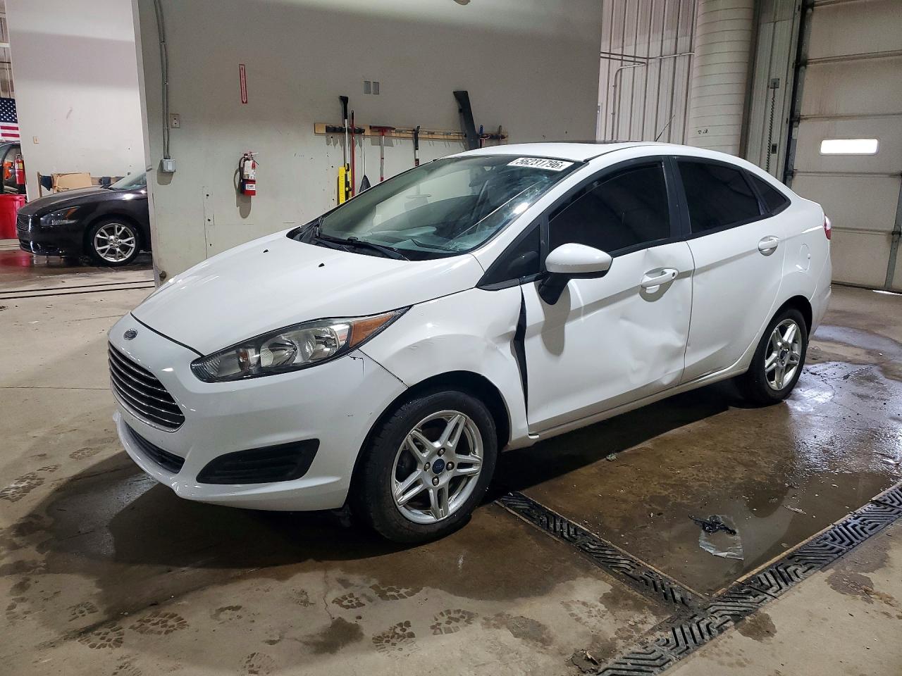 Salvage Ford Fiesta Image