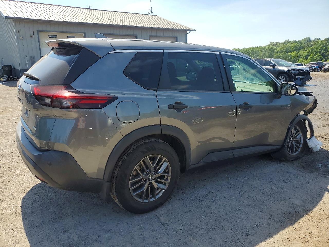 Nissan Rogue S