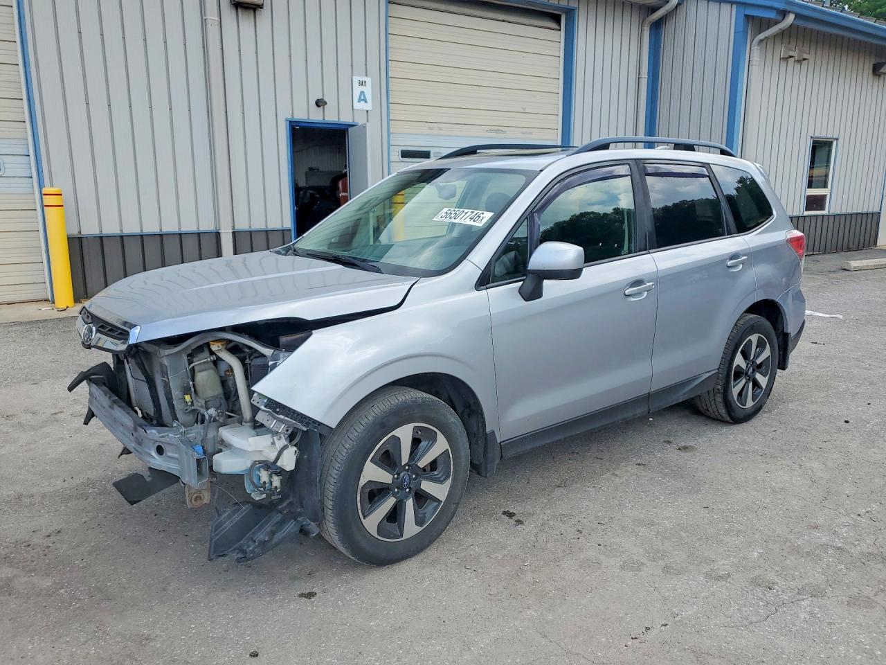 Salvage Subaru Forester Image