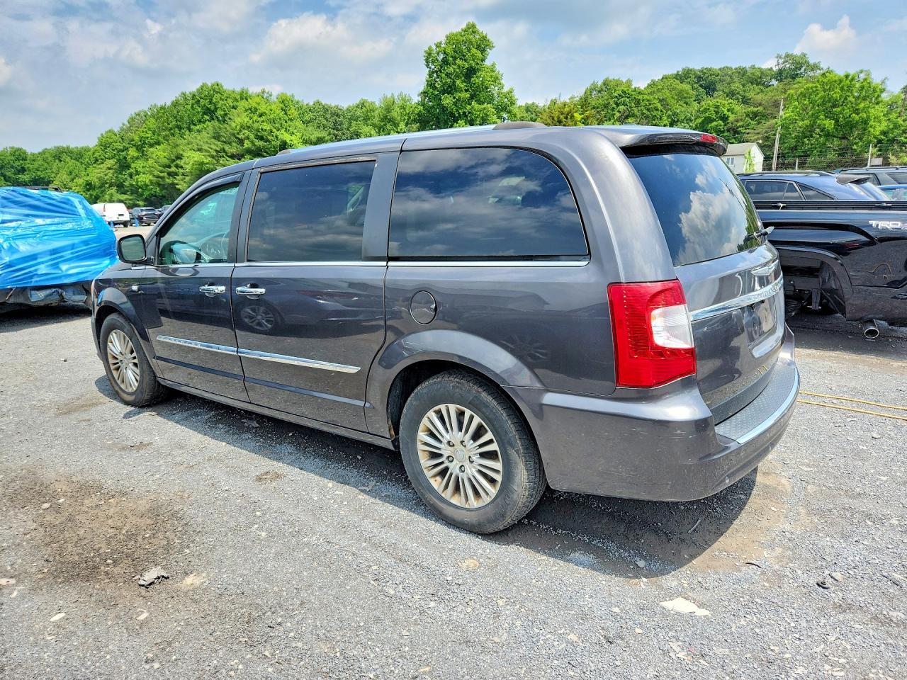 Chrysler Minivan Touring L