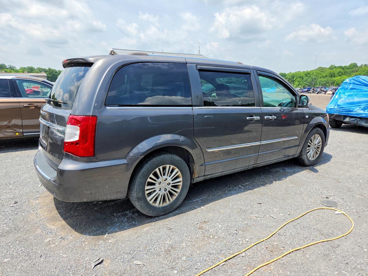 Chrysler Minivan Touring L