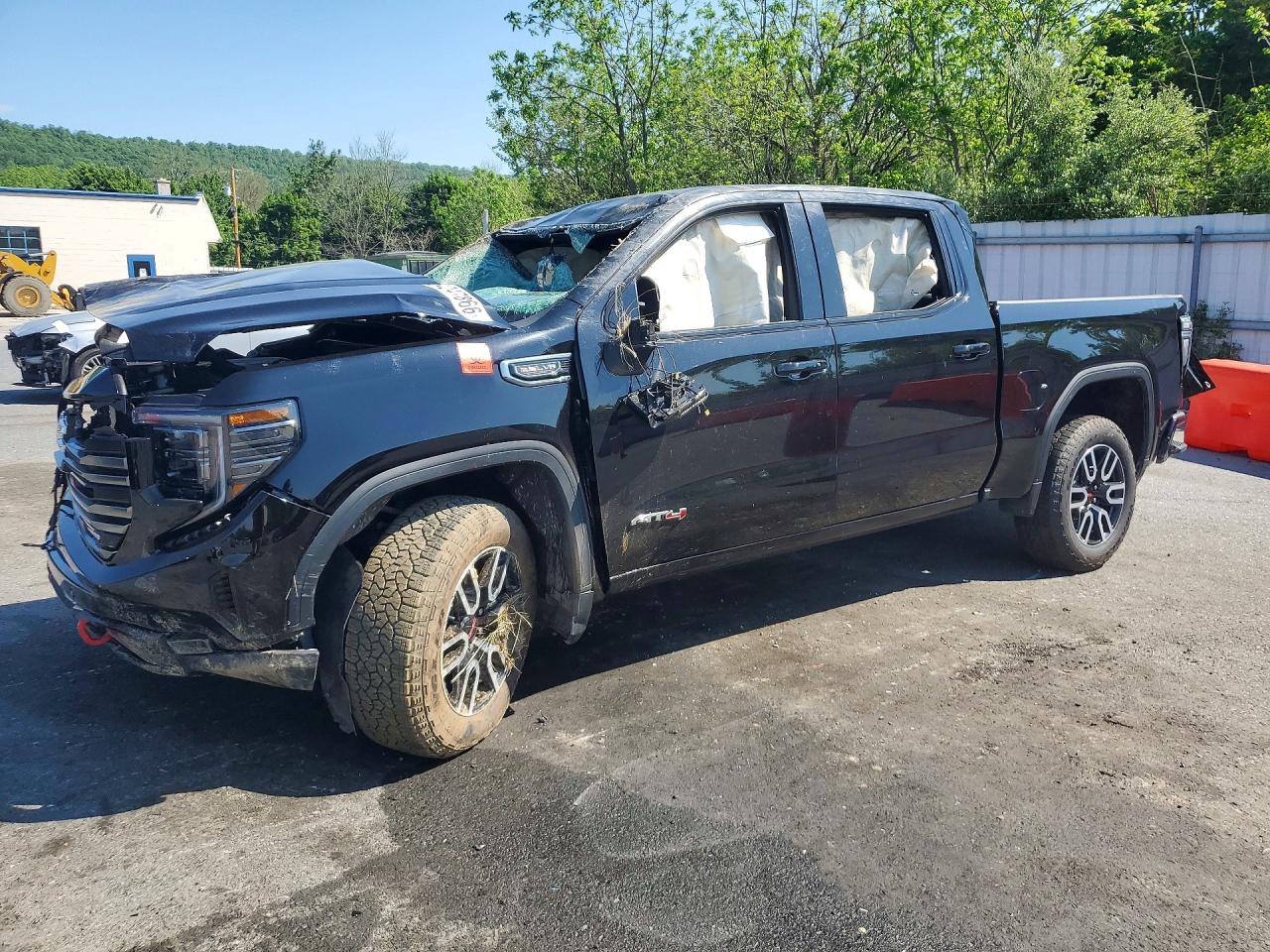 Salvage GMC Sierra Image