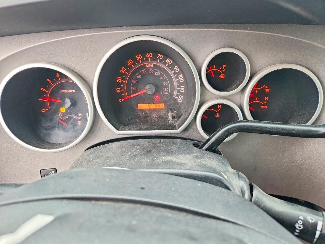 Toyota Tundra Crewmax Sr5