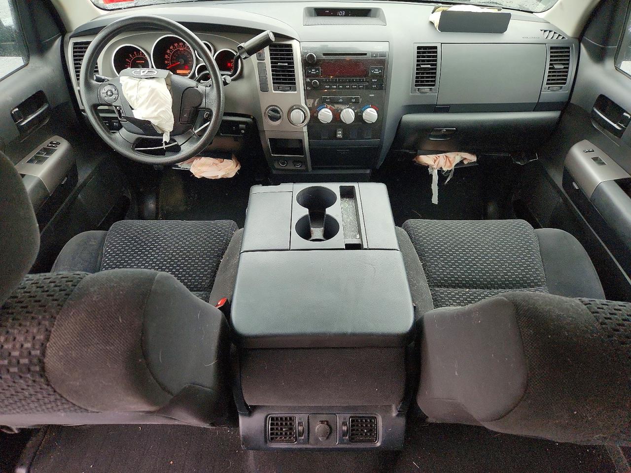Toyota Tundra Crewmax Sr5