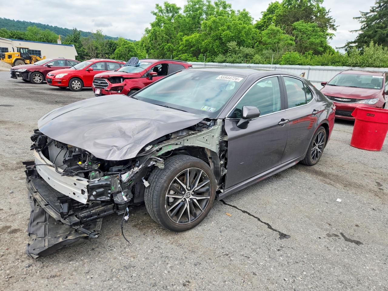 Salvage Toyota Camry Image